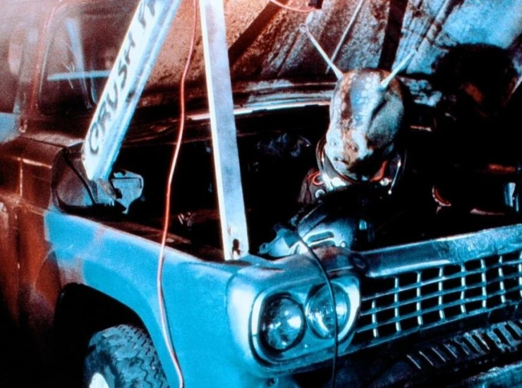 Завоеватели из космоса (1989) скачать торрент бесплатно Завоеватели из космоса (1989) фильм скачать торрент бесплатно