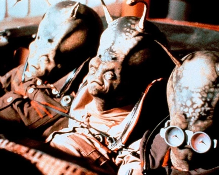 Завоеватели из космоса (1989) в хорошем качестве скачать торрент файл Завоеватели из космоса (1989) фильм в хорошем качестве скачать торрент файл