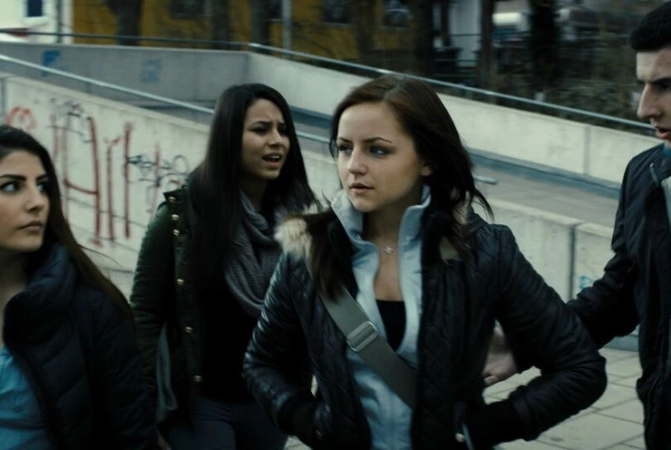 Трещина в бетоне (2014) скачать торрент бесплатно Трещина в бетоне (2014) фильм скачать торрент бесплатно