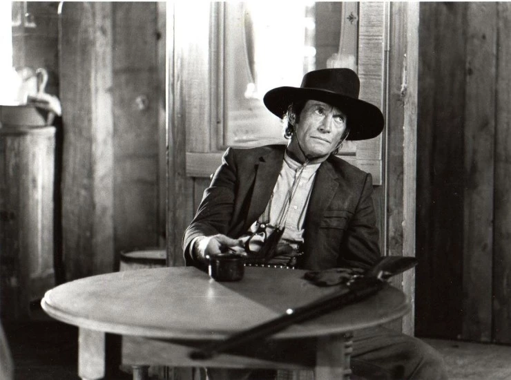 Луна под прицелом (1995) скачать торрент файл Луна под прицелом (1995) фильм скачать торрент файл