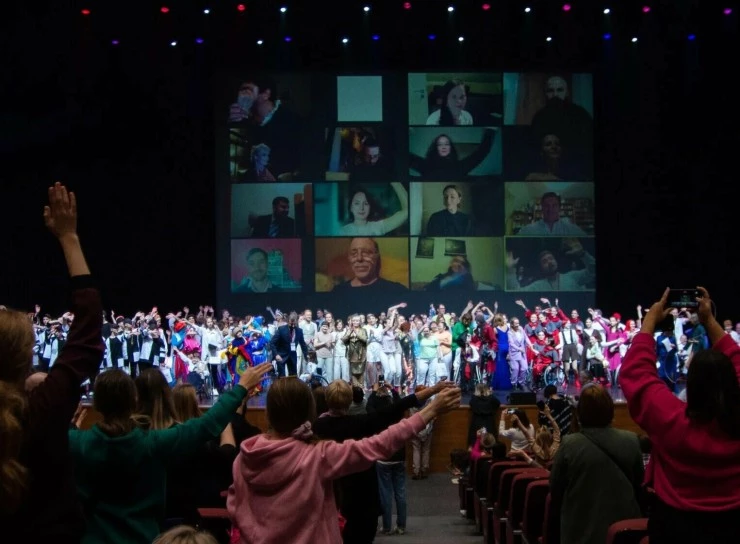 Танцевать под дождем (2023) в хорошем качестве скачать торрент файл Танцевать под дождем (2023) фильм в хорошем качестве скачать торрент файл