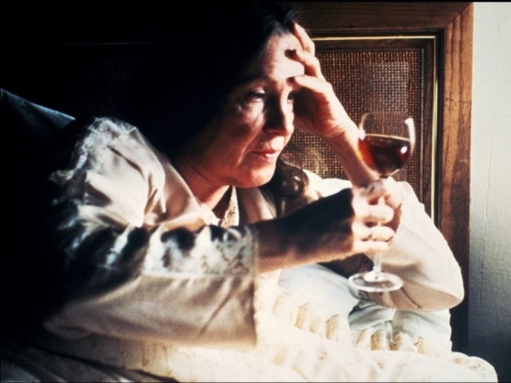 Интерьеры (1978) в хорошем качестве скачать торрент файл Интерьеры (1978) фильм в хорошем качестве скачать торрент файл