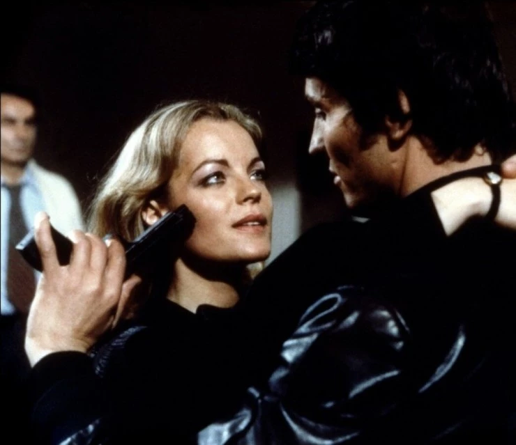 Невинные с грязными руками (1975) в хорошем качестве скачать торрент файл Невинные с грязными руками (1975) фильм в хорошем качестве скачать торрент файл