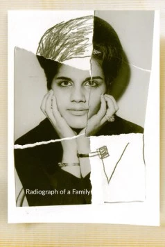 Снимок семьи / Radiograph of a Family (2020) фильм скачать через торрет бесплатно в хорошем качестве