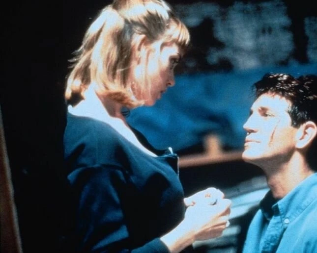 Жестокая правда (1994) скачать торрент бесплатно Жестокая правда (1994) фильм скачать торрент бесплатно