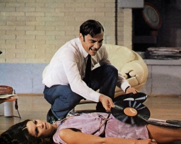 Следствие по делу гражданина вне всяких подозрений (1969) скачать торрент бесплатно Следствие по делу гражданина вне всяких подозрений (1969) фильм скачать торрент бесплатно