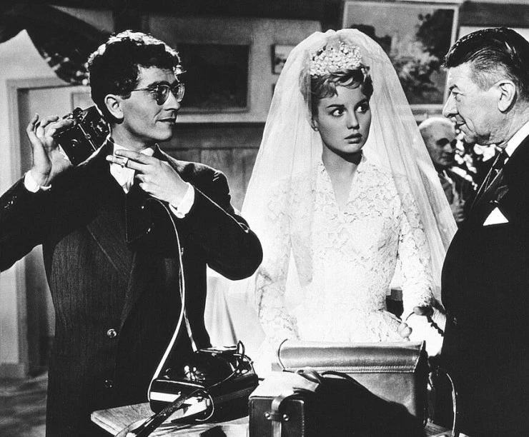 Будь красивой и молчи (1958) скачать торрент файл Будь красивой и молчи (1958) фильм скачать торрент файл