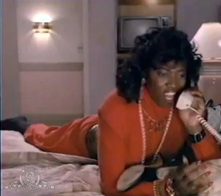 Он моя девочка (1987) в хорошем качестве скачать торрент файл Он моя девочка (1987) фильм в хорошем качестве скачать торрент файл