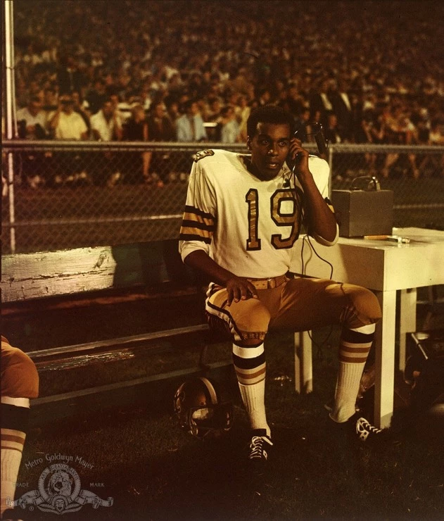 Первый номер (1969) скачать торрент бесплатно Первый номер (1969) фильм скачать торрент бесплатно