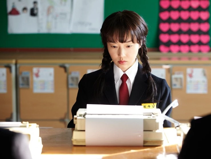 Алиса в стране искренности (2015) скачать торрент файл Алиса в стране искренности (2015) фильм скачать торрент файл