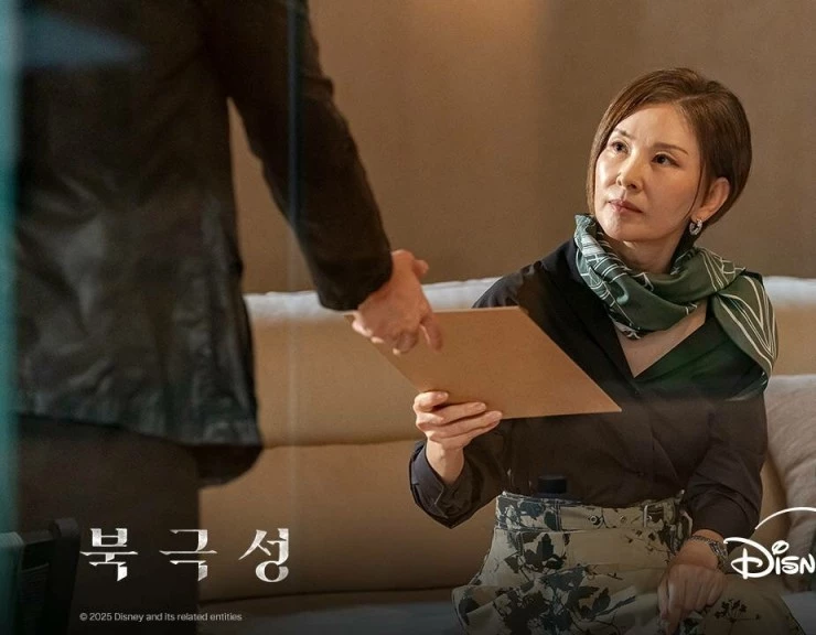 Полярная звезда (2025) 1 сезон 1-7,8,9 серия скачать торрент файл Полярная звезда (2025) сериал 1-7,8,9 серию 1 сезона скачать торрент файл