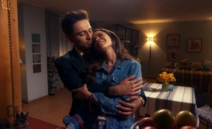 Алый красный (2024) скачать торрент файл Алый красный (2024) сериал скачать торрент файл