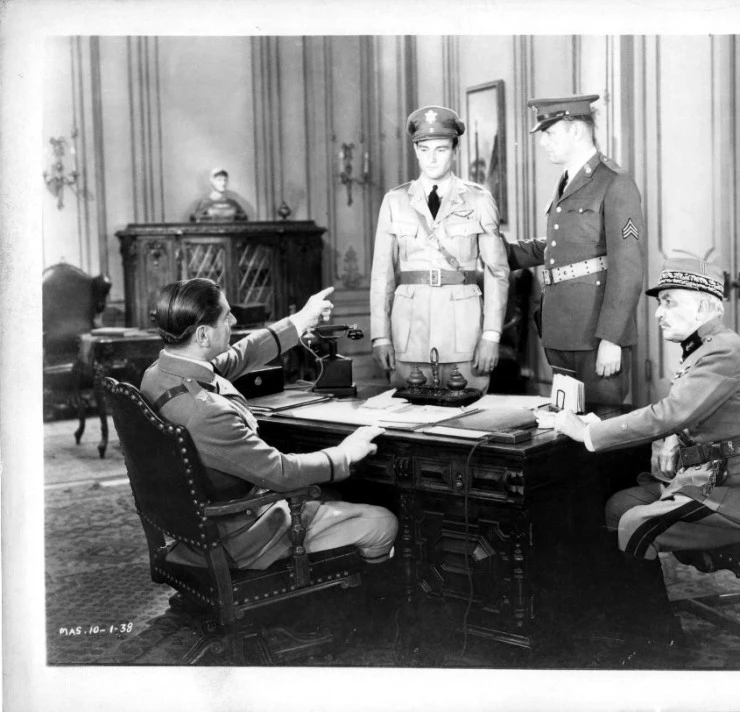 Три мушкетёра (1933) скачать торрент файл Три мушкетёра (1933) сериал скачать торрент файл