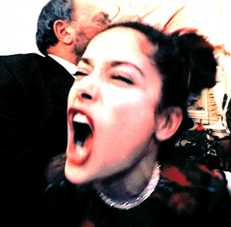 Отель (2001) скачать торрент бесплатно Отель (2001) фильм скачать торрент бесплатно