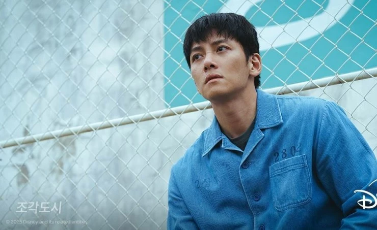 Слепленный город (2025) 1 сезон 1-10,11,12 серия скачать торрент бесплатно Слепленный город (2025) фильм 1-10,11,12 серию 1 сезона скачать торрент бесплатно