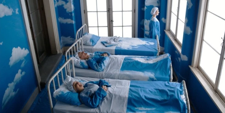 Шестеро из дурдома (2009) скачать торрент файл Шестеро из дурдома (2009) фильм скачать торрент файл