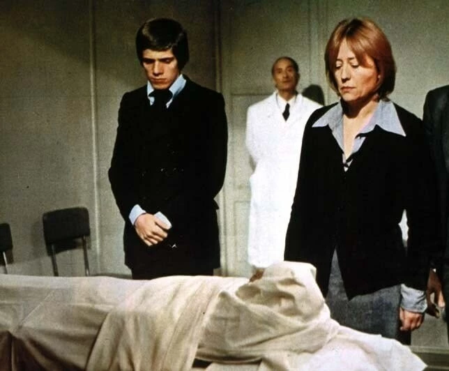 Каждому свой ад (1976) скачать торрент бесплатно Каждому свой ад (1976) фильм скачать торрент бесплатно