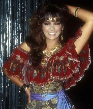 Есения / Yesenia (1987) фильм скачать через торрет бесплатно в хорошем качестве