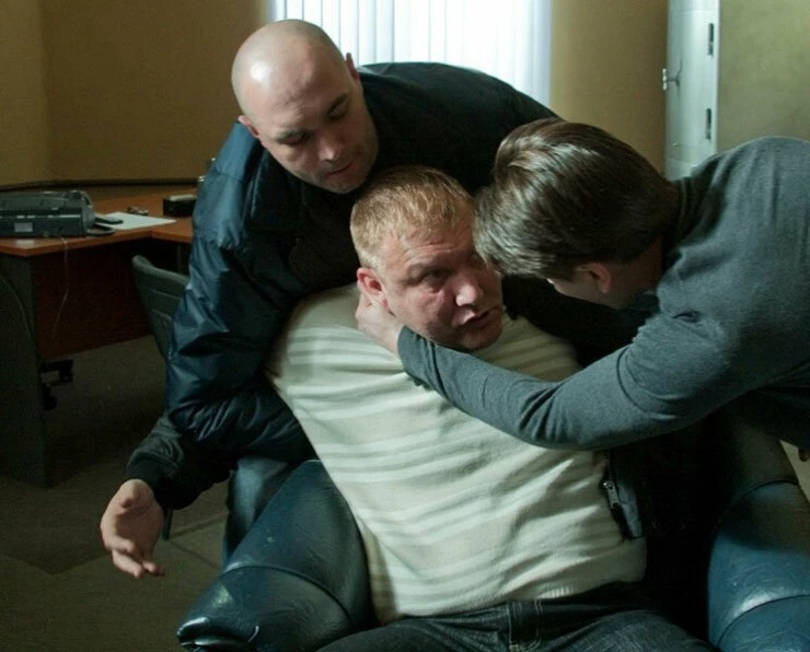 Ментовские войны 5 (2010) 1-11 сезон 1-14,15,16 серия скачать торрент файл Ментовские войны 5 (2010) сериал 1-14,15,16 серию 1-11 сезона скачать торрент файл