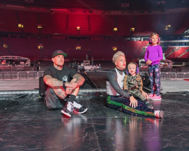 Пинк: Всё, что я знаю на данный момент (2021) скачать торрент файл Пинк: Всё, что я знаю на данный момент (2021) фильм скачать торрент файл