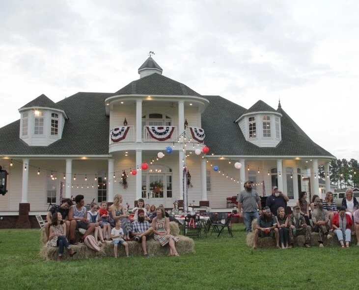 Утиная династия (2012) скачать торрент бесплатно Утиная династия (2012) фильм скачать торрент бесплатно