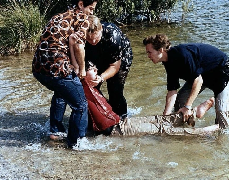 Школа (2000) скачать торрент файл Школа (2000) фильм скачать торрент файл